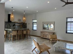 Villa ANSEJU Tranquillité, Jardin Tropical & 3 Chambres Spacieuses