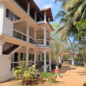 Studio Arambol Hideaway R4 by Mukund Sadan Arambol