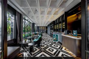 Kunming Healing Mind International Hotel Kunming Dianchi Grand View Park Fuhai Metro Station Branch 5-Star Hotel lobby