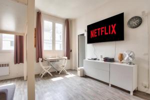 Montmartre Superbe Studio Paris Free Netflix