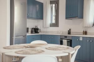 Tinos Treasures Apart-Hotel