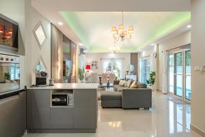 Platinum Villa Rawai