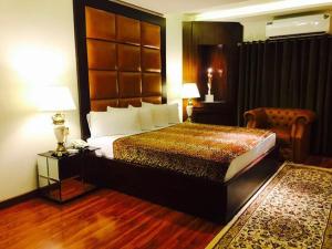 Shalimar Hotel - 3hvězdičkové hotely ve městě Multan