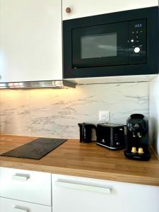 Sea view studio 5 minutes from Monaco and the beach