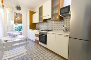 Villetta Blu sul Mare a Fontane Bianche by Wonderful Italy