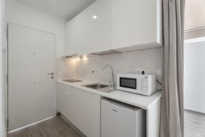 Ático, Sol Y Terraza Privada