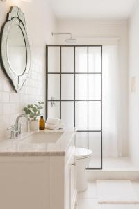 Iconic Hollywood Homestay Near Walk Of Fame