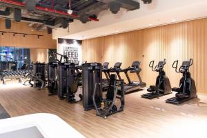 LUX Infinity Pool, Gym, Beach, Parking Studio