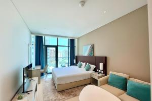 LUX Infinity Pool, Gym, Beach, Parking Studio