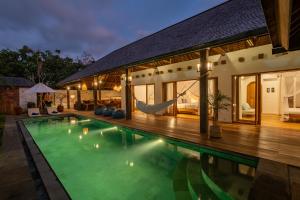 Villa We-Calypso - 4 Bedroom side by side villas