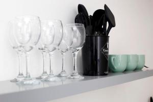 NIGHTINGALE by BOURNECOAST - Modern Apartment Near Sandy Beaches - FM10678