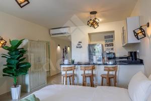 Ladybird - Veranda Loft