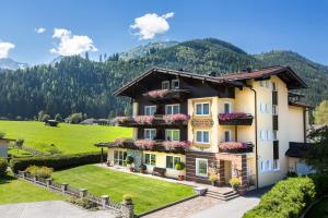 Garni Rösslhof - 3hvězdičkové hotely ve městě Hollersbach im Pinzgau