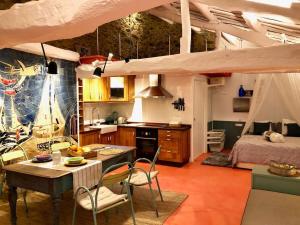 The Cliffs - Cala Porto do Val