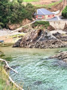 The Cliffs - Cala Porto do Val