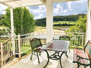 The Cliffs - Esteiro Saltwater Beach