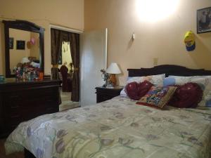 Estate with pool for 7 people in Roldanillo