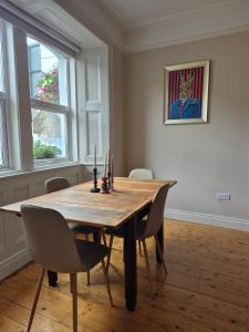 Entire home sleeps 8