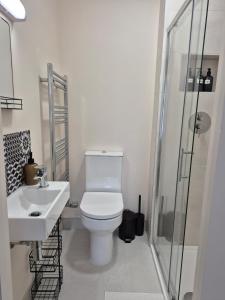 Entire home sleeps 8