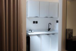 استديو مودرن بتصميم فندقي d11