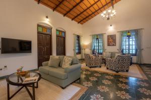 SaffronStays Tanjore - Heritage Home in Coorg