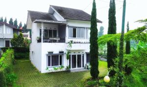 Villa Victory at Vila Istana Bunga