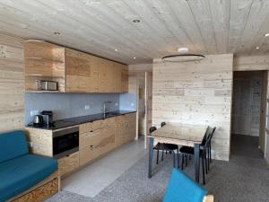 Appartement ski aux pieds, balcon sudouest, WiFi - FR-1-449-78