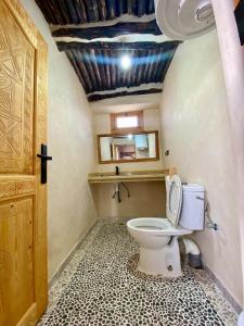 King Room with Shared Bathroom