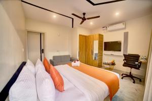 Gateway Transit Hotel