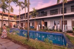 FabHotel Morjim Bliss - 500M From Morjim Beach