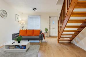 Premium Hideaway 2Bed Home with Garden Free Parking