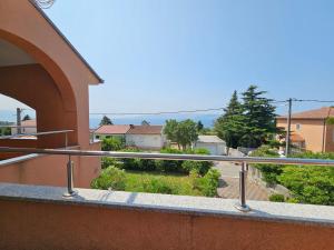 TOM M NV Apartment 250m from the beach, with terrace