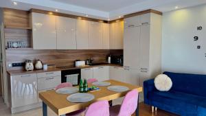 DIAMOND APARTAMENT OKRZEI, Darmowy prywatny parking, Klimatyzacja,1-6 osób, Faktura VAT