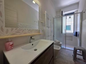 200m from Beach, New Central Apt, AC, WiFi