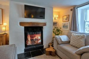 Finest Retreats - Cawsand Cottage