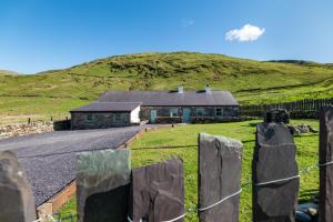 Crashpad Lodges at Yr Helfa