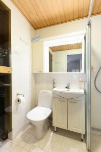 Moonlight 310 Visit Levi