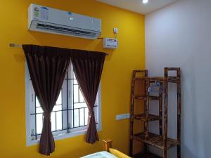 Tamil Homestay with Kitchen