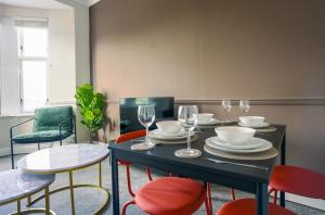 1 BDR Apartment At Caledonia Luxe Stays Short Lets & Serviced Accommodation Paisley