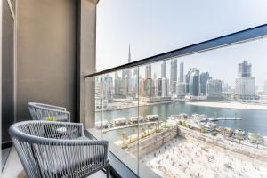 Burj Khalifa and Dubai Canal Views, Minutes from Downtown Dubai, Convenient Metro Access - 15 Northside Tower 2, Business Bay by Deluxe Holiday Homes