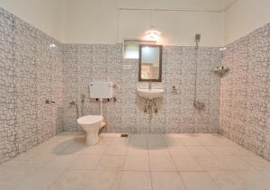 Ministers Mansion Pool Resort Kanthalloor by VOYE HOMES ! Infinity Pool & Scenic Views