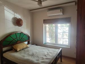 Spacious 2BHK with ensuite bath and office