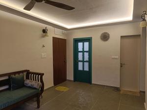 Spacious 2BHK with ensuite bath and office