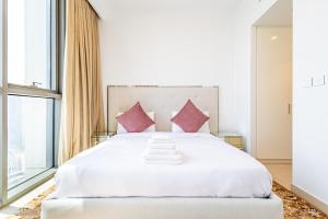 Superhost- Elegant Downtown 3BR , Burj Khalifa View