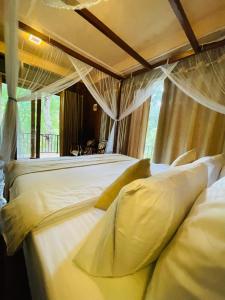 Ella Nithis Eco Cottages