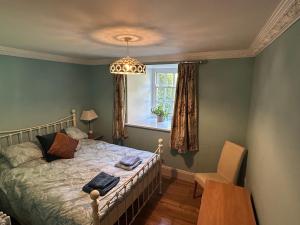 Spacious ground floor apartment near Beaumaris