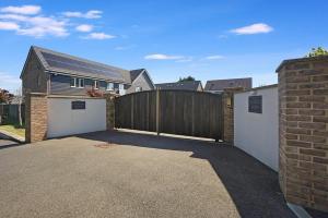 Double Room With Private Bathroom in Chatham