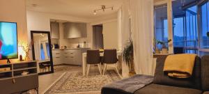 Comfort Living Close to Train & Airport