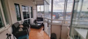 Comfort Living Close to Train & Airport