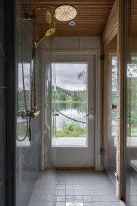 Himosranta Suite C - Private Suite with Sauna & Lake Views